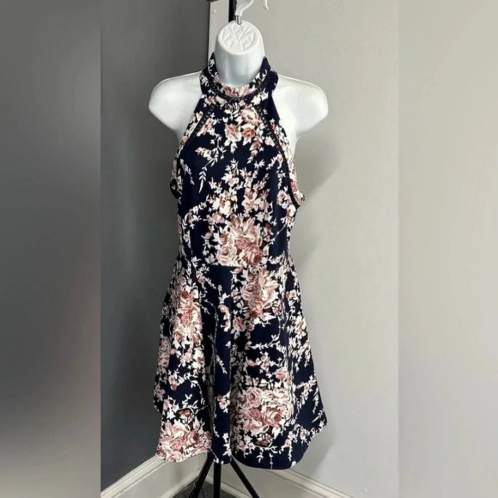 B. Darlin Junior 13/14 Fit & Flare Mini Dress Floral High Neck Open‎ Back